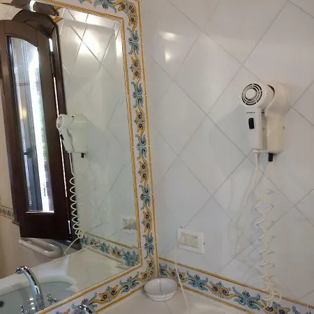 Tara Appartamento Sant'Angelo (Isola d'Ischia)